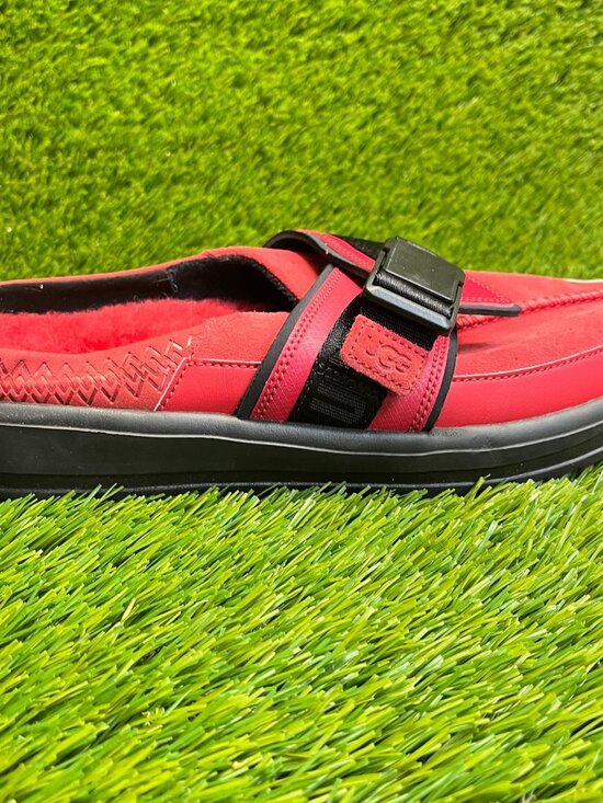 UGG Kick It Mens Size 9 Red Black Casual Classic Slip On Slide Slippers Shoes